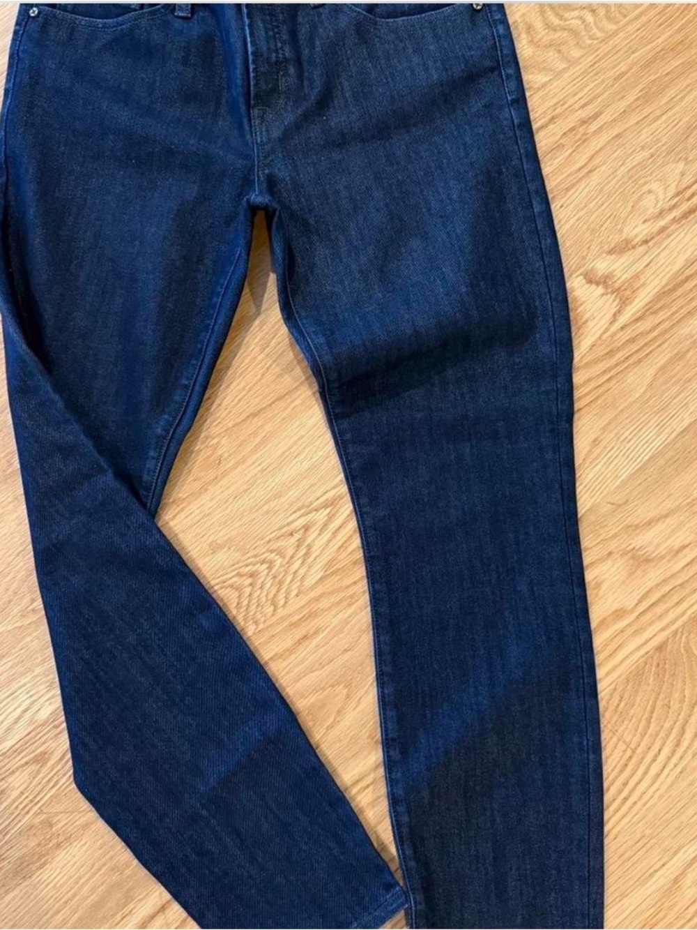 C. Wonder Vintage Straight Dark Blue Jeans